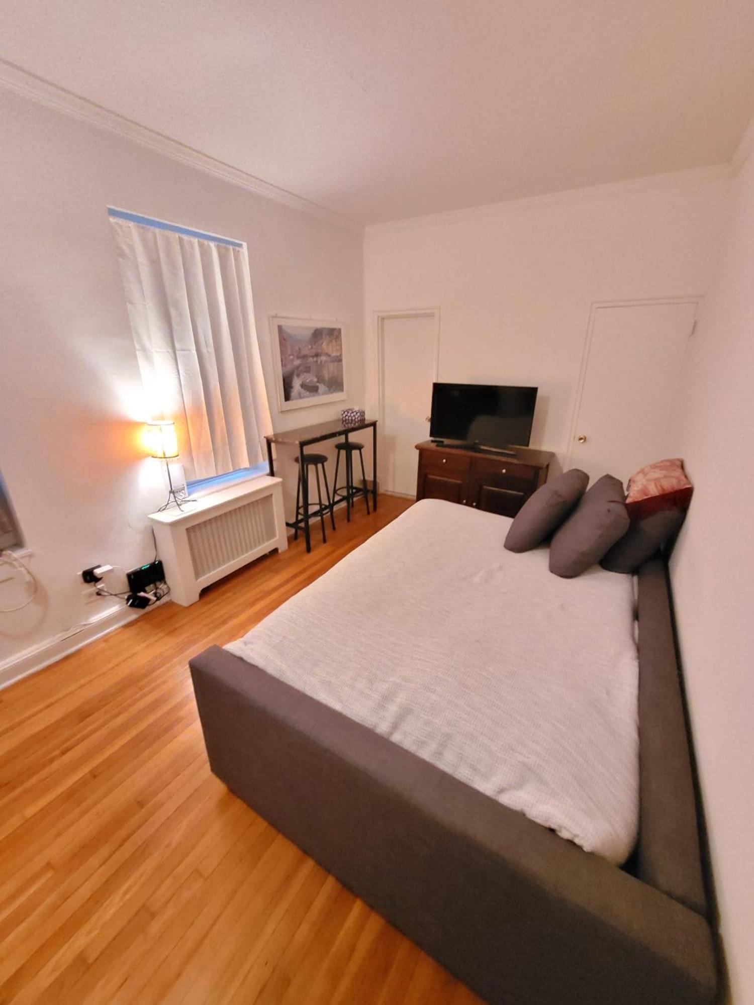Upper East Side 2 Bedrooms Gem Нью-Йорк Экстерьер фото