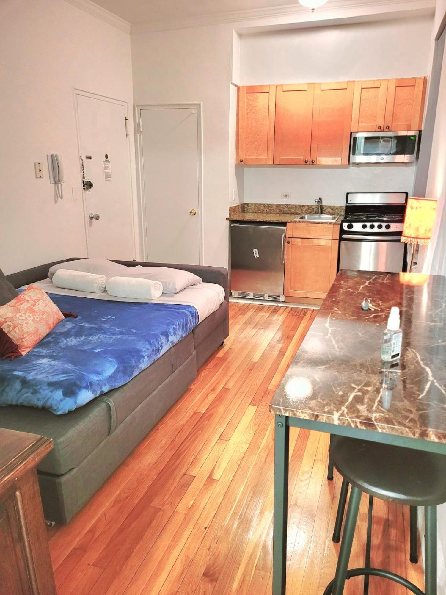 Upper East Side 2 Bedrooms Gem Нью-Йорк Экстерьер фото